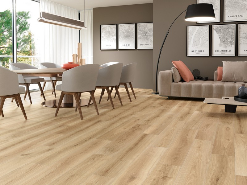 Realizace Keramická dlažba APE KOEN CARAMELLO 20x120cm věrně imituje dřevěné parkety