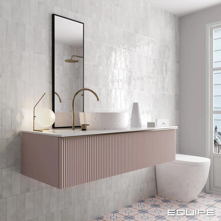 Realizace La-Riviera-Gris-Nuage-65x20-cm
