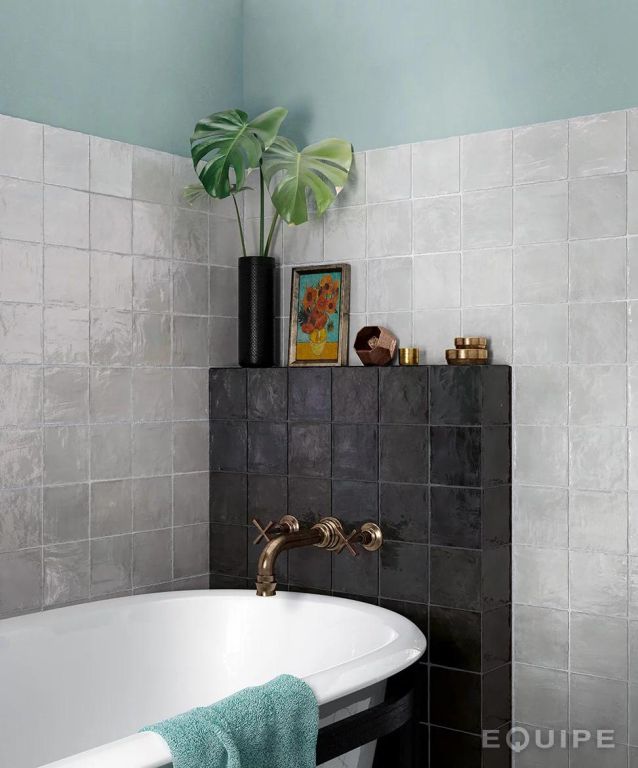 Realizace LA-RIVIERA-132x132-Gris-Nuage_Tourmaline_Bath