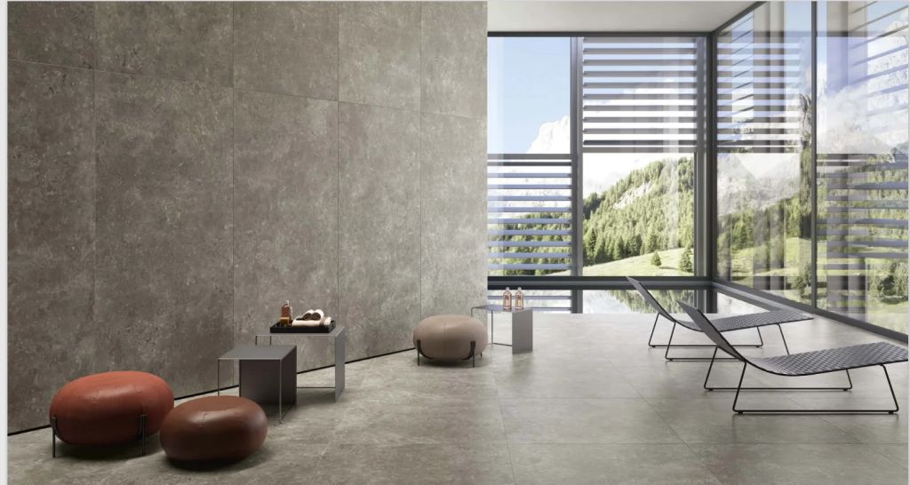 Realizace Realizace odpočinkové zony velkoformátovým obkaldem Lagos Light Grey ze serie Wide Gress 280