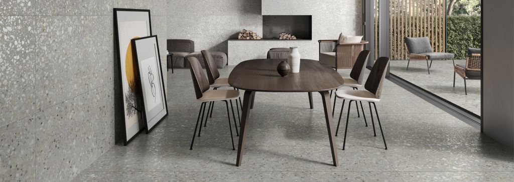 Realizace Dlažba Saime FRAMMENTA Perla 60x120cm - vzhled přírodního kamene, žuly, terrazza