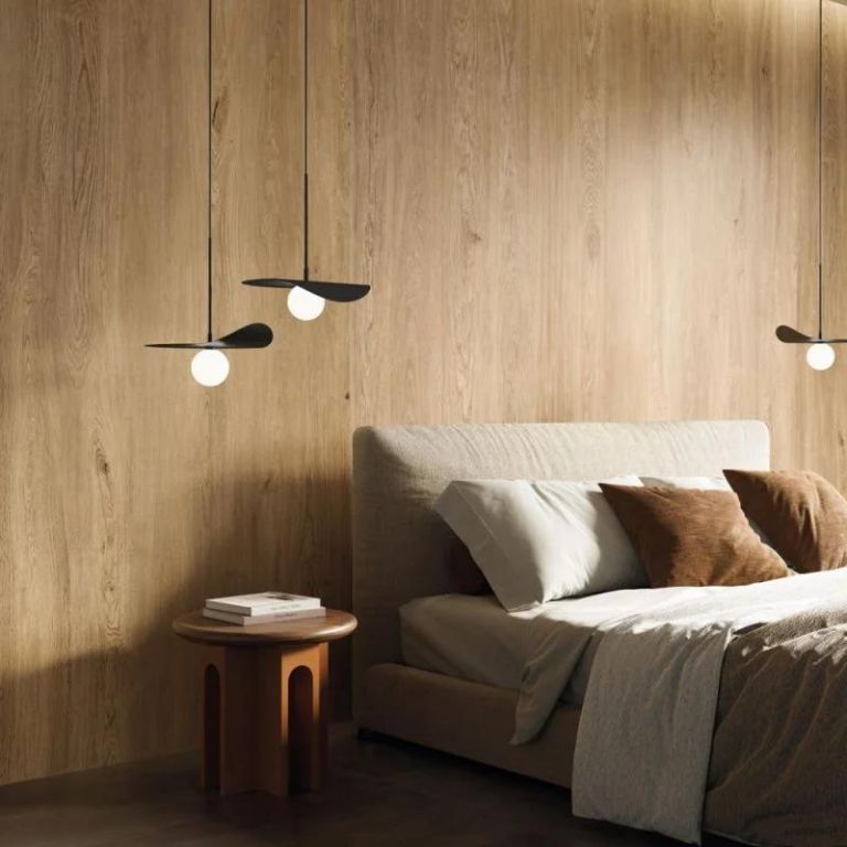 Realizace Velkoformátový obklad Flaviker Four Seasons Honey 120x280 a dlažba Rebel Bronze 60x120