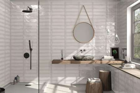 Deceram Arnold White 10x40 v koupelně