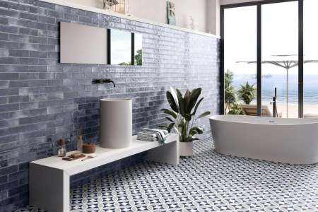 Jedinečný obklad pro luxusní koupelny El Barco Vogue v odstínu Denim a rozměru 6,5x20 cm