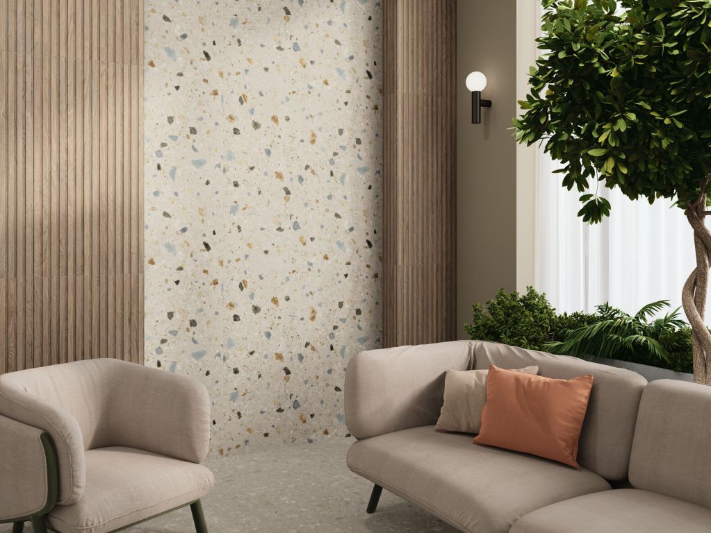 Realizace Moderní obývací pokoj s terrazzo stěnou a obkladem v dekoru dřeva