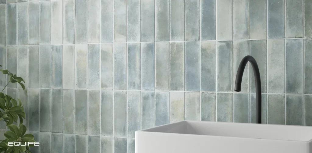 Realizace Equipe Raku Sea 6x18,6 - koupelna