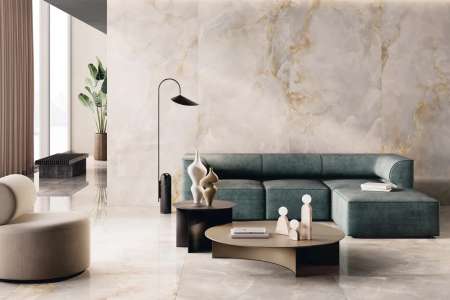 Realizace moderní obývací místnosti Onice Effect Cloudy Grey ze serie Wide Gress 280