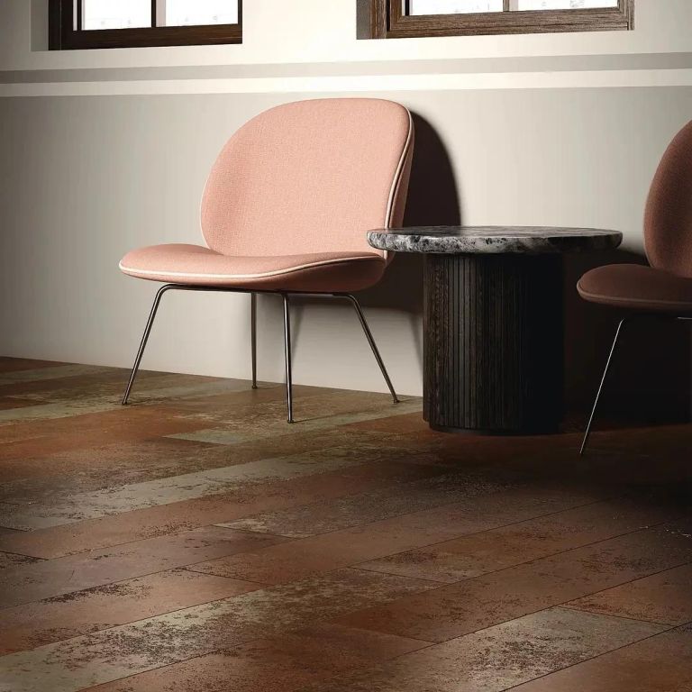 Realizace Povedená imitace rezavého kovu dlažba Melt Oxyd 20x120 (EdimaxAstor)