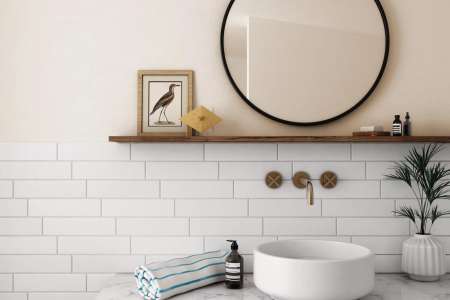 Něžná retro koupelna s bílým obkladem Equipe Matelier Alpine White