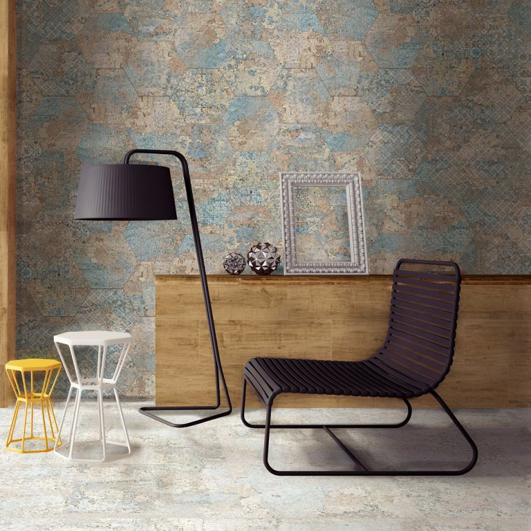 Realizace Interiér s luxusnímy obklady ve tvaru hexagonu ze série Aparici Carpet.