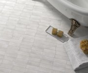 Coco White 5x15 jako dlažba. 