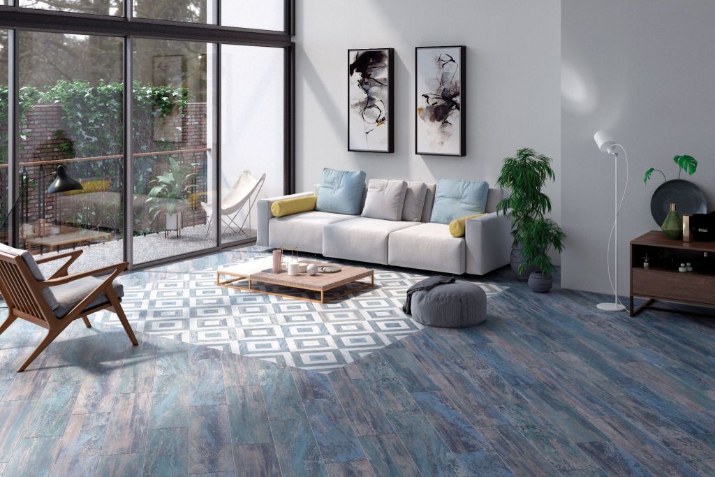 Realizace Moderně provedená dlažba imitující dřevo Codicer Cassiss dekory Sete Blue