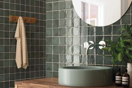 Překrásný tmavě zelený obklad Equipe Altea Pine Green 10x10 do Vaší koupelny