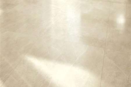 Imitace mramoru v teplé barvě Tuscania Athena Almond