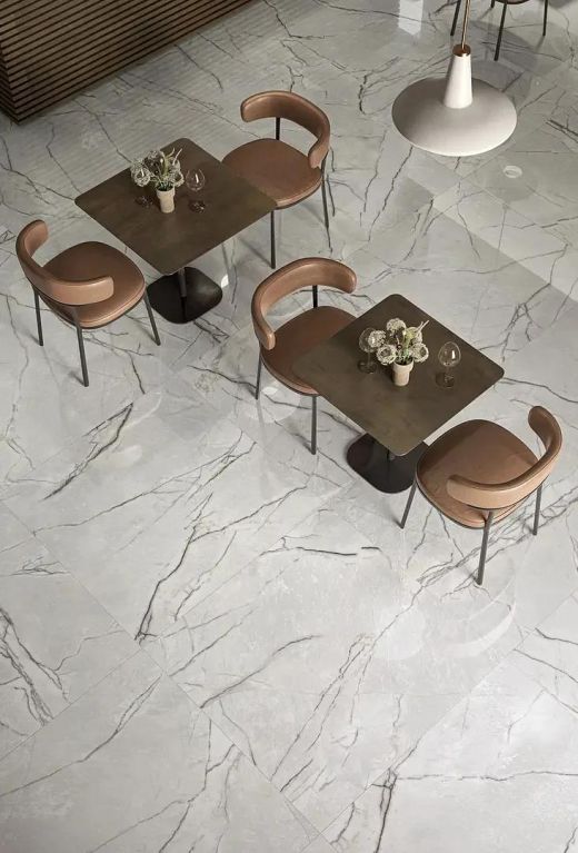Realizace Flaviker Supreme Treasure Greylac Platinum Lux 120x120 - luxusní mramorová podlaha