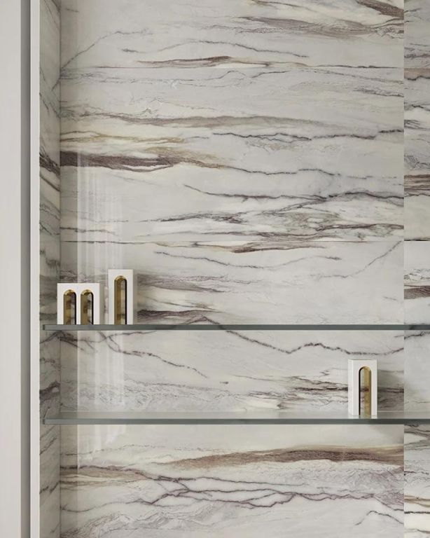 Realizace Detail dlažby ze série Sant Agostino Star Marble Indigo Kry