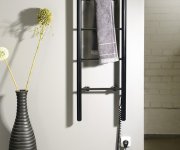 Sapho Karbo Elektrický Sušák Ručníků, Kulatý, 400x1120mm, 87 W, černá Mat