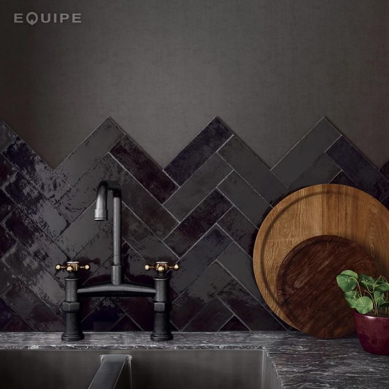 Realizace LA-RIVIERA-65x200-Tourmaline_Kitchen