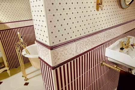 Klasická elegantní koupelna Grand Elegance v barvách Bordeaux a Panna (Petracer´s)