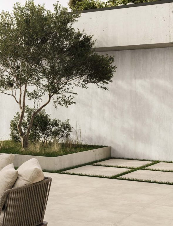 Realizace Béžová 2 cm dlažba se vzhledem terrazzo v exteriéru.