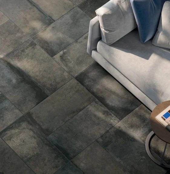 Realizace Dlažba jako kámen ze série Gambini Heartland Charcoal 