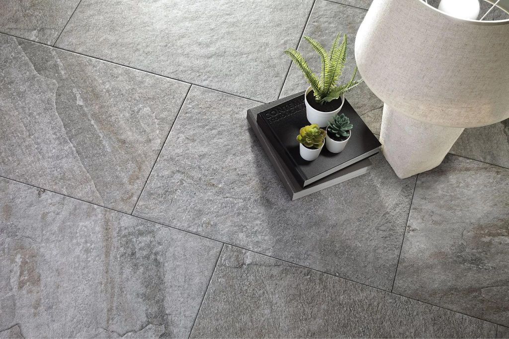 Realizace Povedená imitace kamene Oberon Stone 44x66 (Codicer)