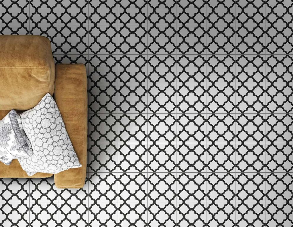 Realizace Black&White Persian (Xclusive) - dlažba se vzorem ve formátu 20,5x20,5