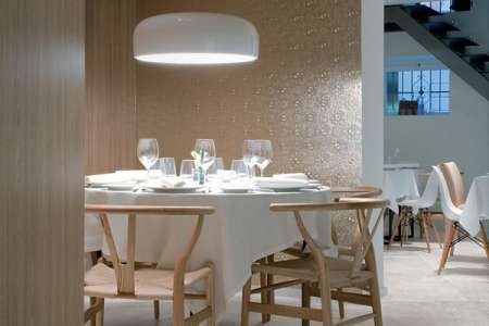 Luxusní dlažba v imitaci kamene Sichenia Chateaux pro Vaši restauraci