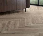 Dlažba jako dřevo ABK Eco Chic Avana 20x170 Nat. Rett. - hnědá