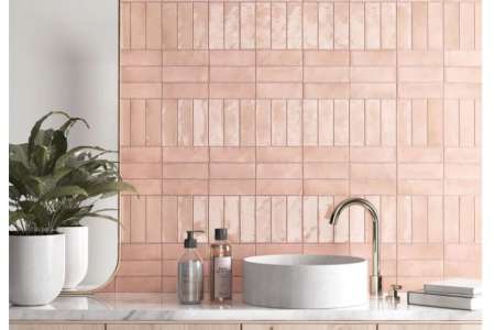 Kombinace lesklých a matných obkladů Equipe Coco Orchard Pink 5x15cm
