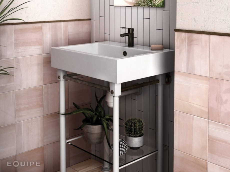 Realizace Růžové dekorativní obklady Equipe Habitat Cala Old Rose 20x20cm