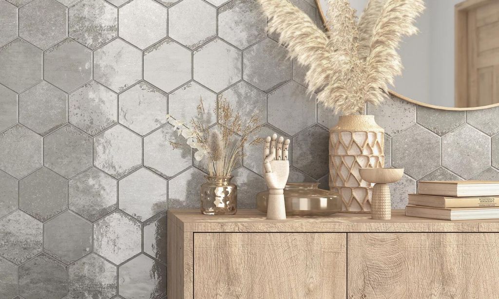 Realizace Hexagon Bestile Carmen Grey 13x15