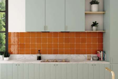 Výrazná oranžová kuchyně s obkladem Equipe La Riviera Ginger 13,2x13,2