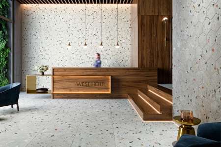 Stylová recepce v obložení Codicer Sonar Silver a White