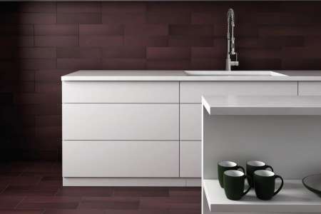 Minimalistická kuchyně s obkladem a dlažbou Equipe Stromboli Oxblood