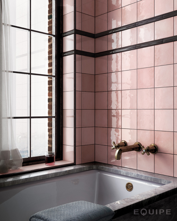 Realizace Lesklé obklady Equipe Village Rose Gold 13,2x13,2 cm 