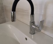 Umyvadlová baterie s flexibilním ramínkem bez výpusti COLORADO chrom/černá 3/8" CO119.0/15
