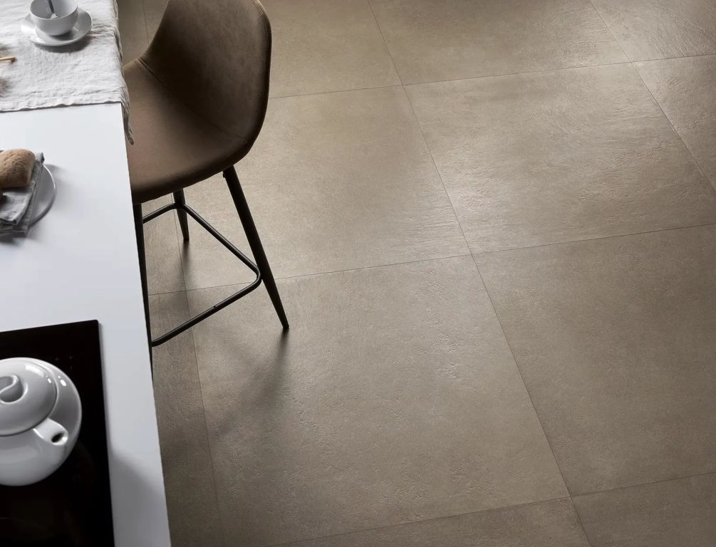Realizace Gigacer LCS Molitor 6mm ombre naturelle claire