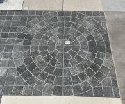 2cm dlažba jako kámen Rondine Valeria Grafite Arco 60,5x60,5 - antracitová (skladem)