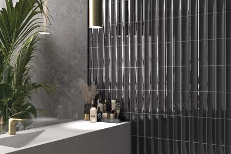 Moderní koupelna s černým obkladem Equipe Vibe Almost Black