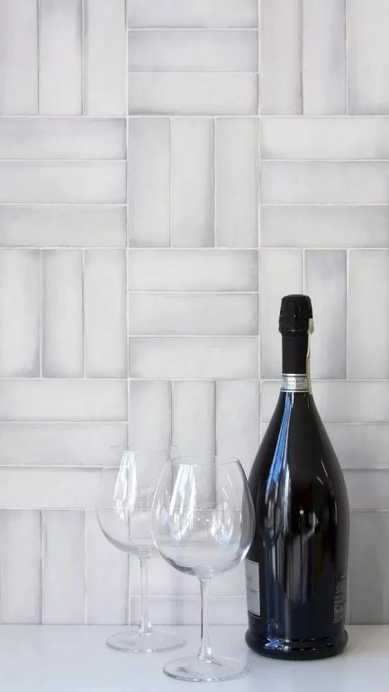 Realizace Rustikáloní bílý obklad Wabisabi Bianco 5x15 (Tonalite)