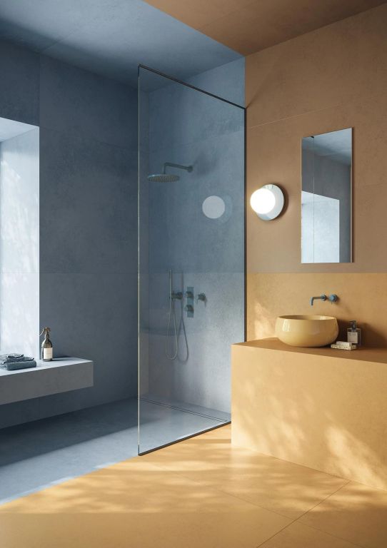 Realizace Barevná koupelna v modro-žluté kombinaci ze serie Cerdomus Concrete Art