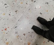 Šedá keramická terrazzo dlažba Codicer Sonar Silver 66x66 (skladem)