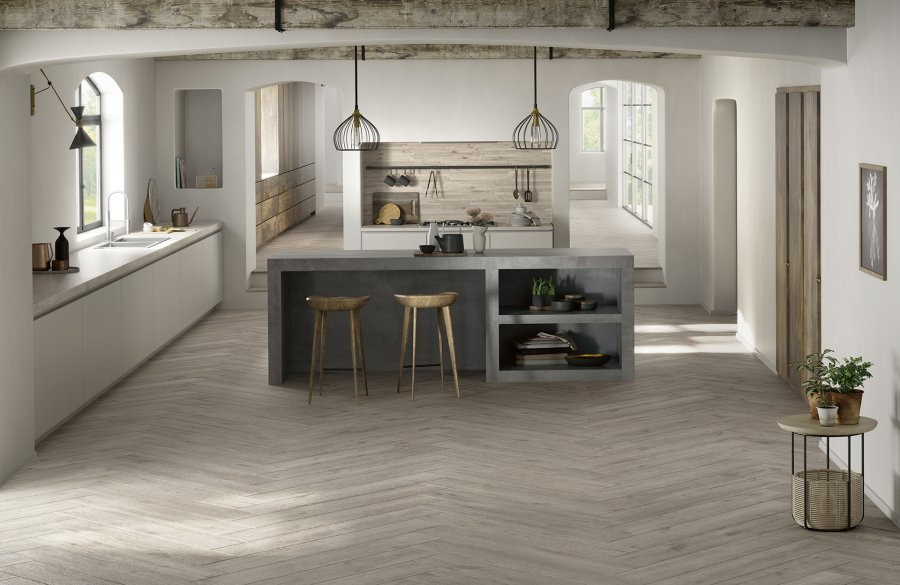 Realizace Dlažba jako dřevo Pastorelli AK Arkè Cappuccino 20x120 Matt. Rett.