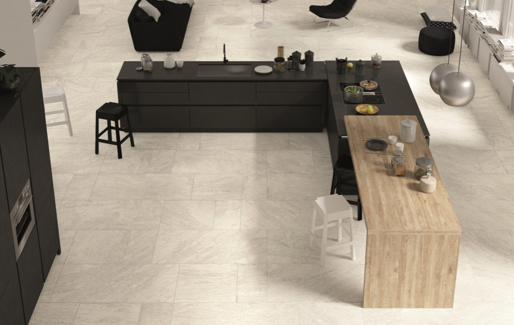 Realizace Kombinace formátu v KUCHYNI od Castelvetro Quartz Stones