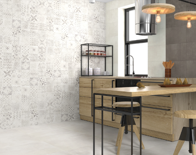 Realizace Světlešedé interiérové obklady Aleluia Ceramic Alpe