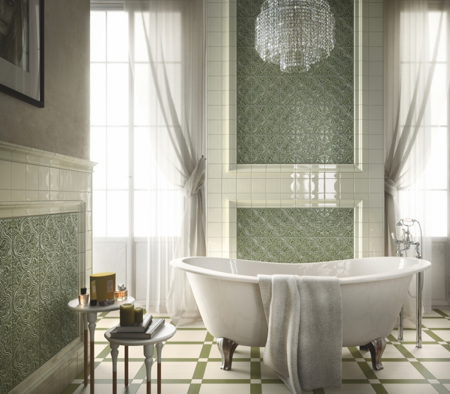 Realizace Zelená dekorovaná romantická koupelna Ceramiche Grazia Formelle