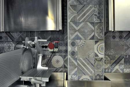 CIR New_orleans_amb_french-quarter-bourbon-studio-mod-copia8