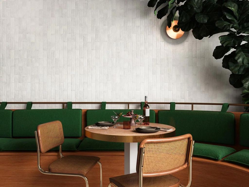 Realizace generated_CSA_TETRIS_White_Mat_restaurant.jpg.1280x1024_q85