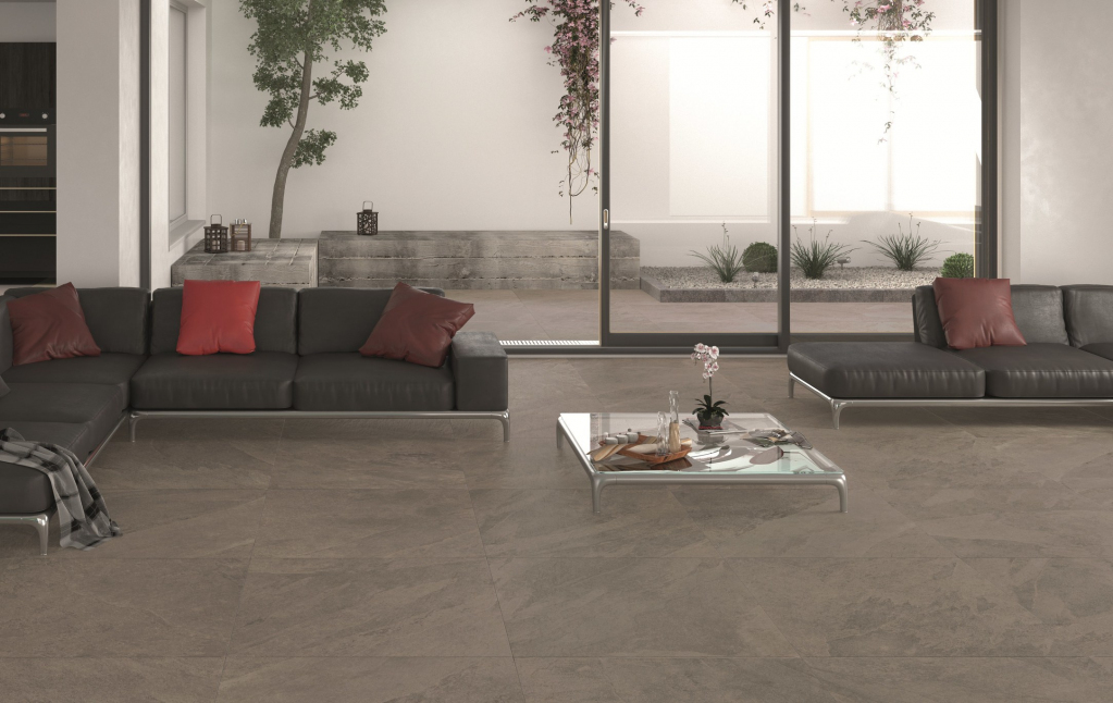 Realizace OBÝVACÍ pokoj s fragmentovanou dlažbou Castelvetro Slate Stones